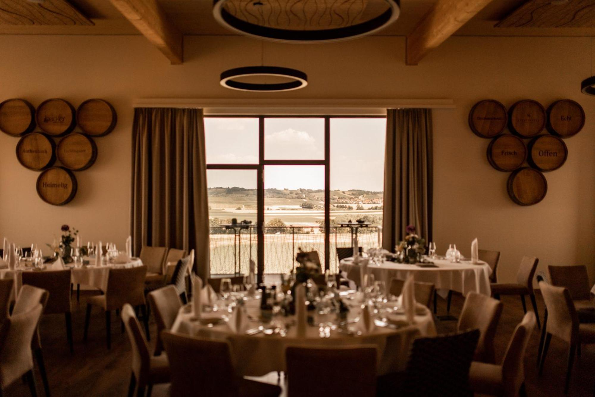 Weinzuhause Hotel-Restaurant-Vinothek Mommenheim Екстер'єр фото